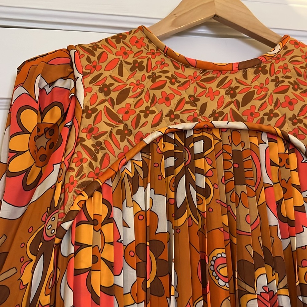 CeliaB tai dress. New with tags! - Picture 4 of 5